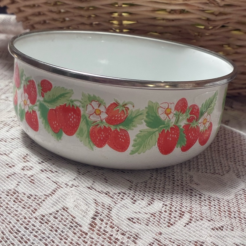 White Enamel Serving Bowl with Red Strawberry Pattern